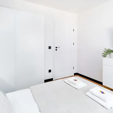 Piastowski 21 * Jelenia Gora